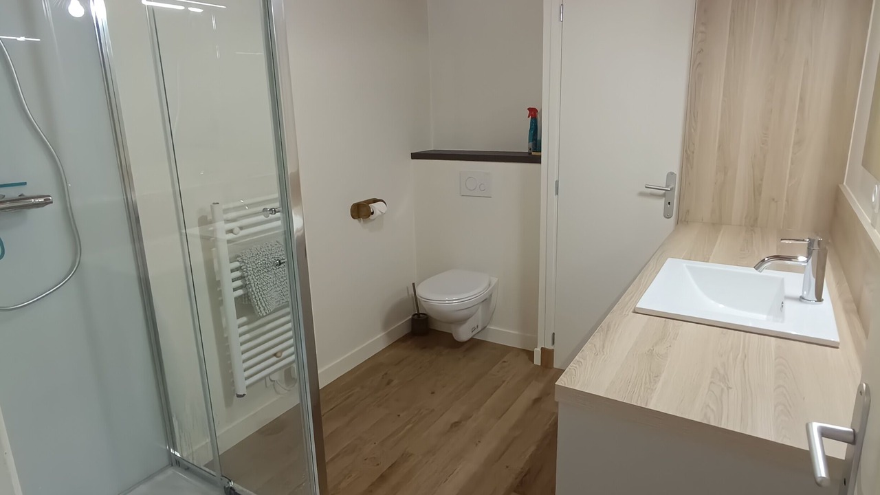 Photo of Bathroom in Le Mesnil-Rogues