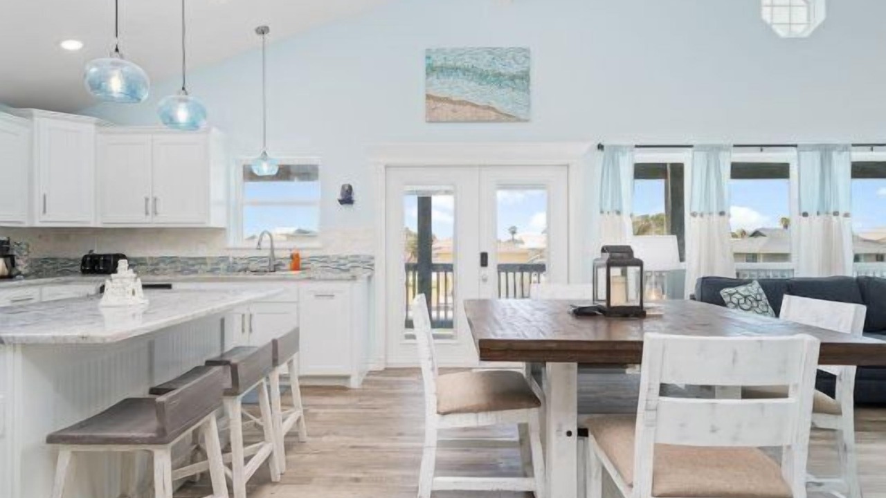 Photo of Others in City-by-the Sea