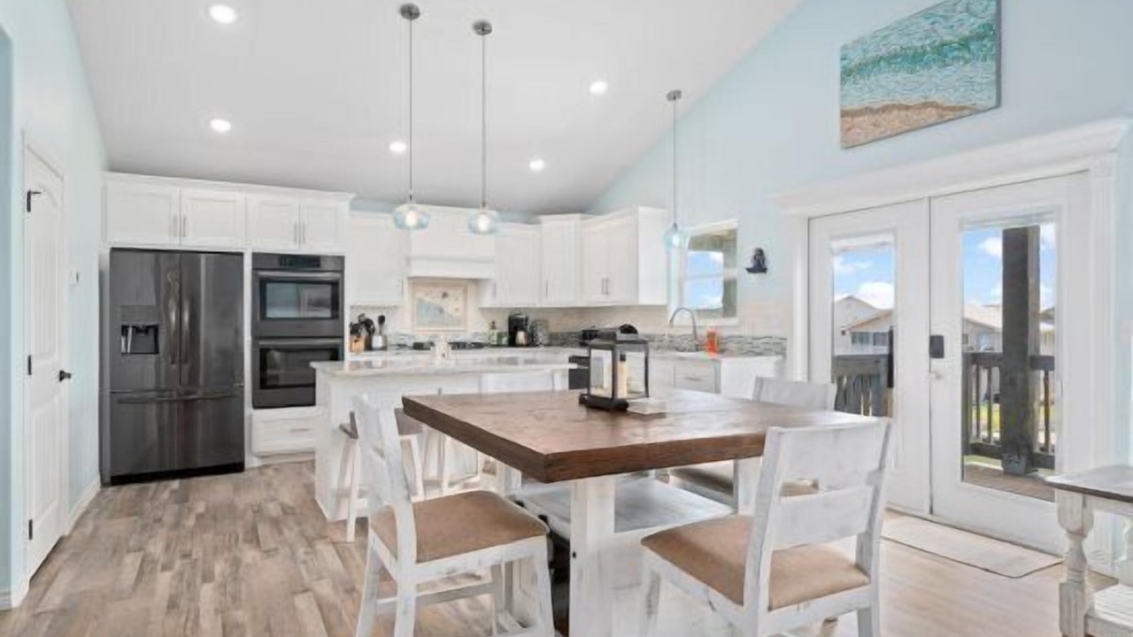 Photo of Others in City-by-the Sea