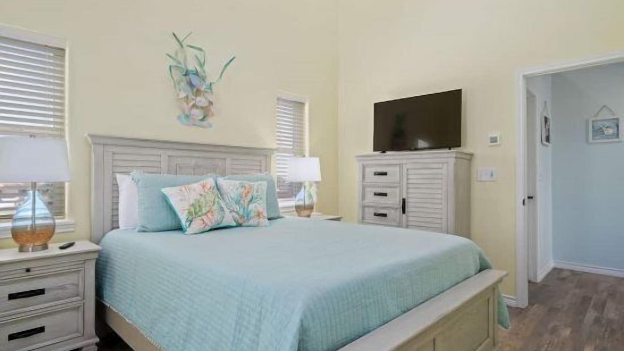 Photo of Others in City-by-the Sea