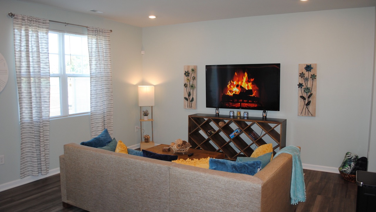 Photo of Livingroom in Southeast Raleigh