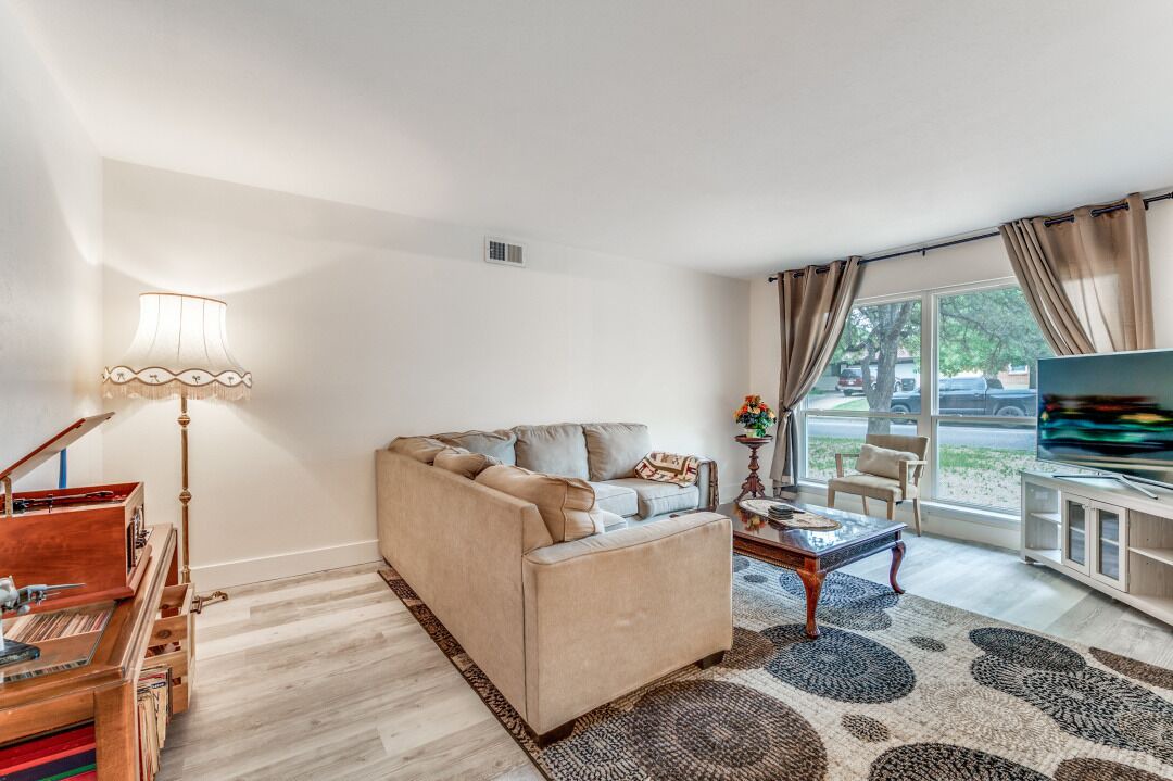 Photo of Livingroom in Fort Worth
