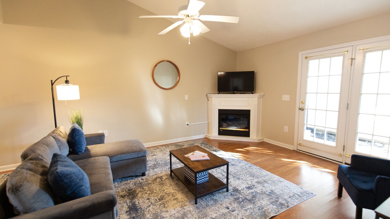 Photo of Livingroom in Martinez