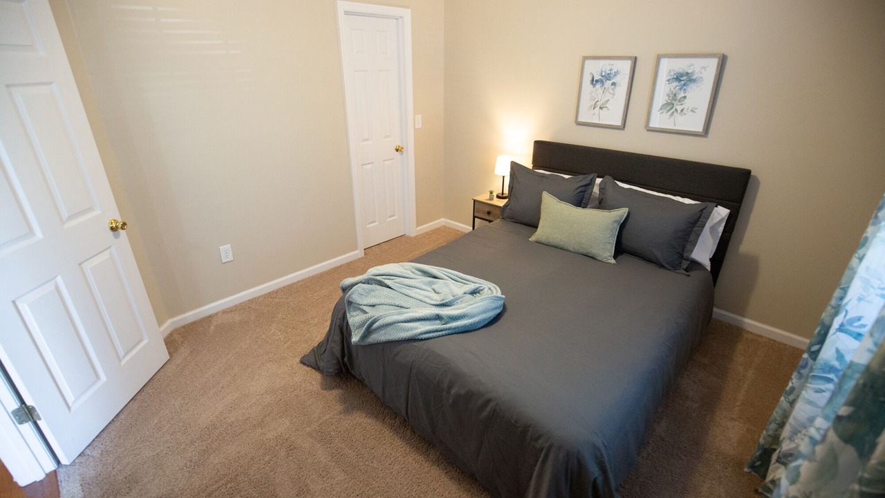 Photo of Bedroom in Martinez