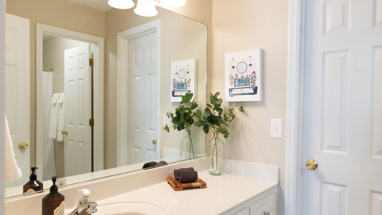 Photo of Bathroom in Martinez