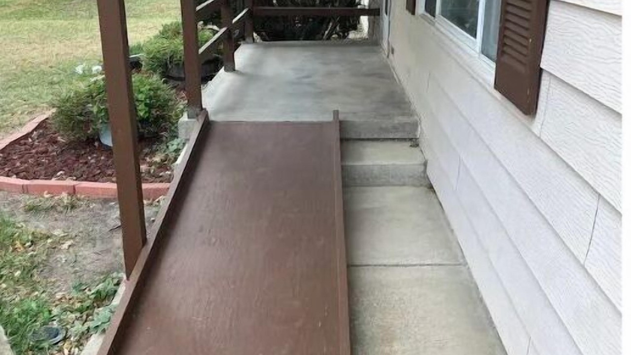 Photo of Outdoor in Russell