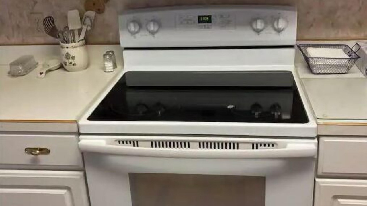 Photo of Kitchen in Russell