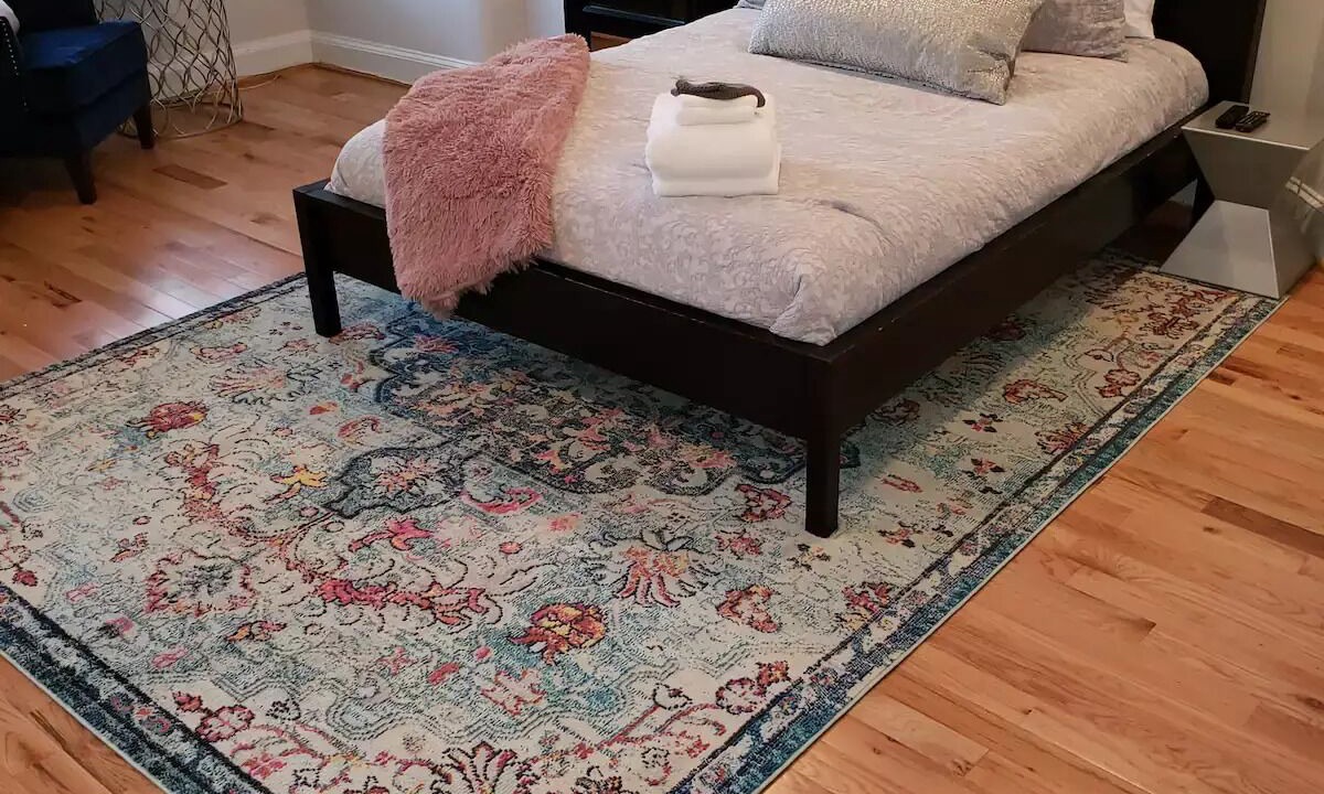 Photo of Others in Bloomingdale