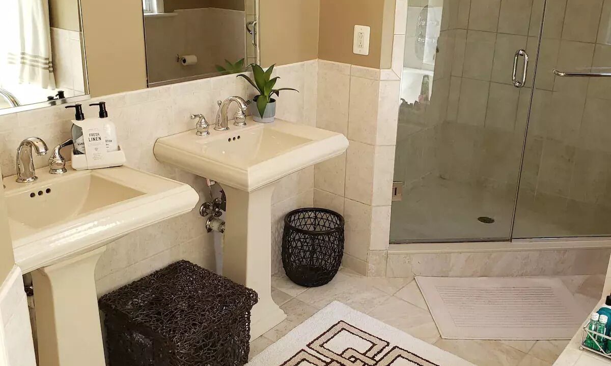 Photo of Bathroom in Bloomingdale