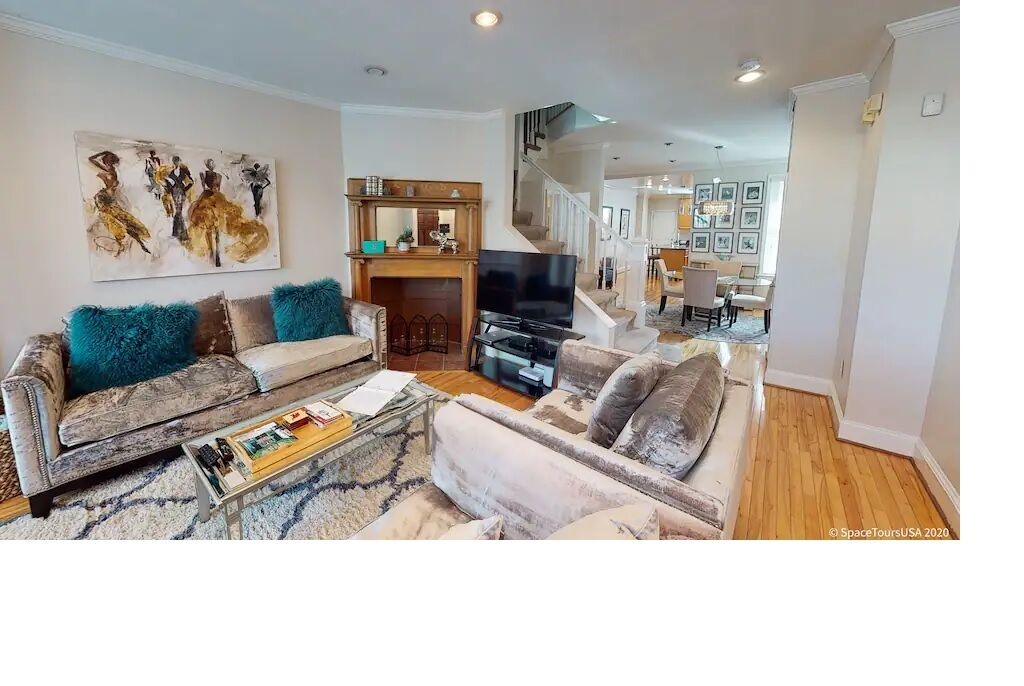 Photo of Livingroom in Bloomingdale