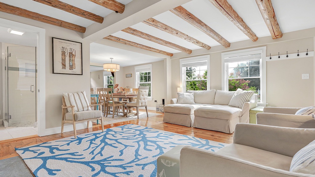 Photo of Livingroom in Kennebunk