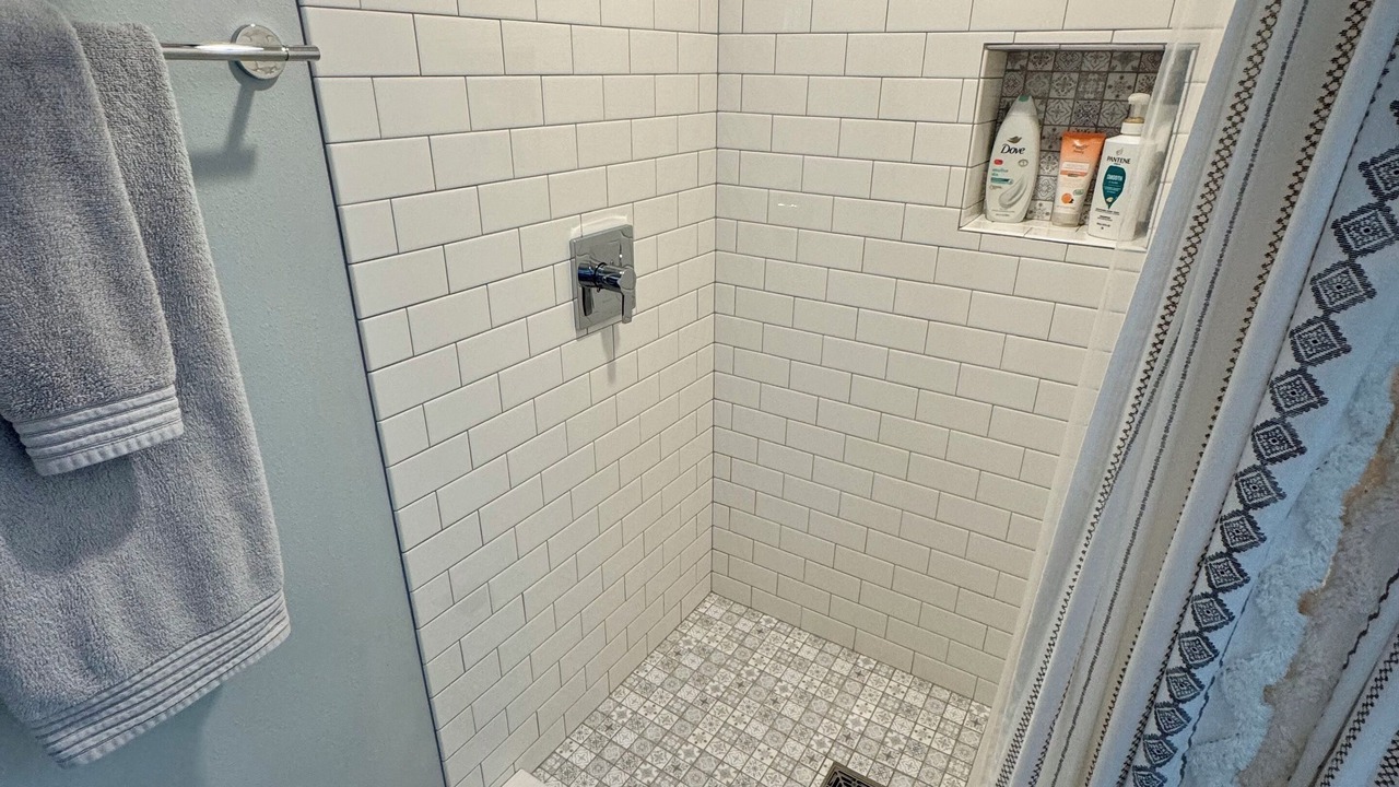 Photo of Bathroom in North Admiral