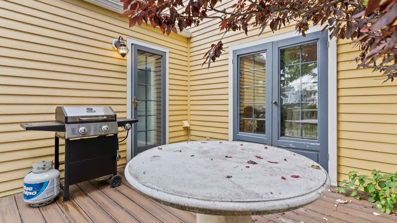 Photo of Others in Newburyport