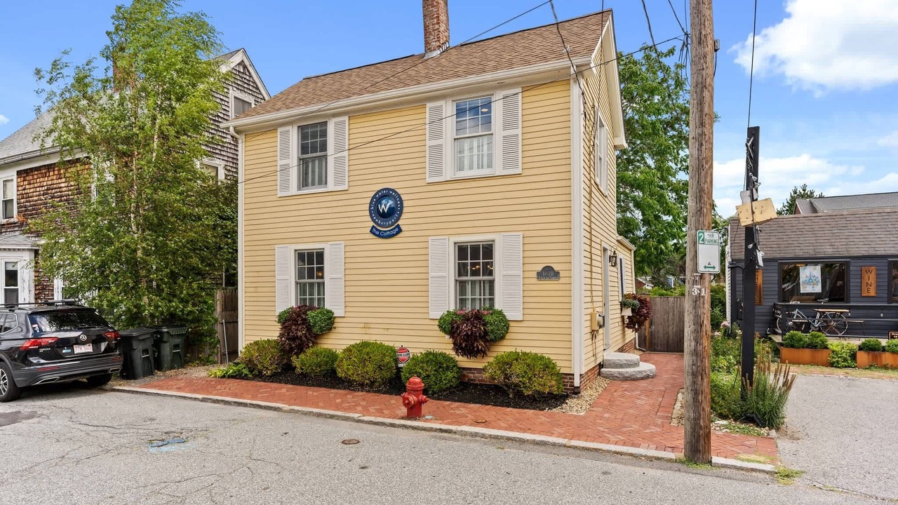 Photo of Others in Newburyport