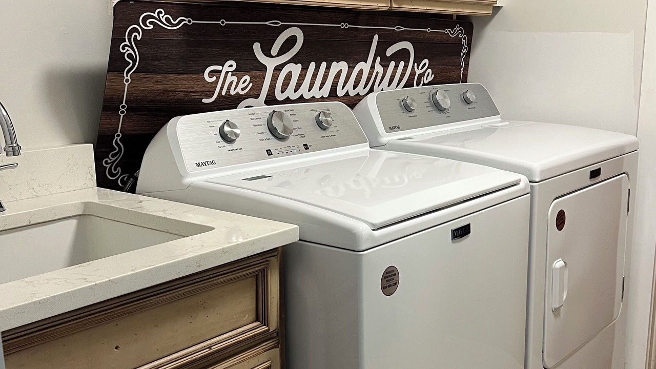 Photo of Bedroom in Yacht Club Estates