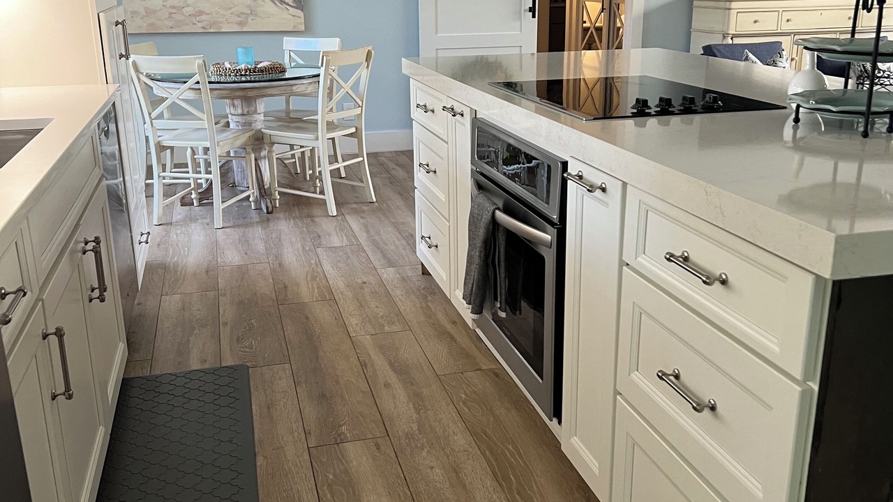 Photo of Bedroom in Yacht Club Estates