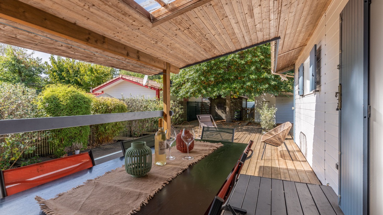 Photo of Outdoor in Lanton