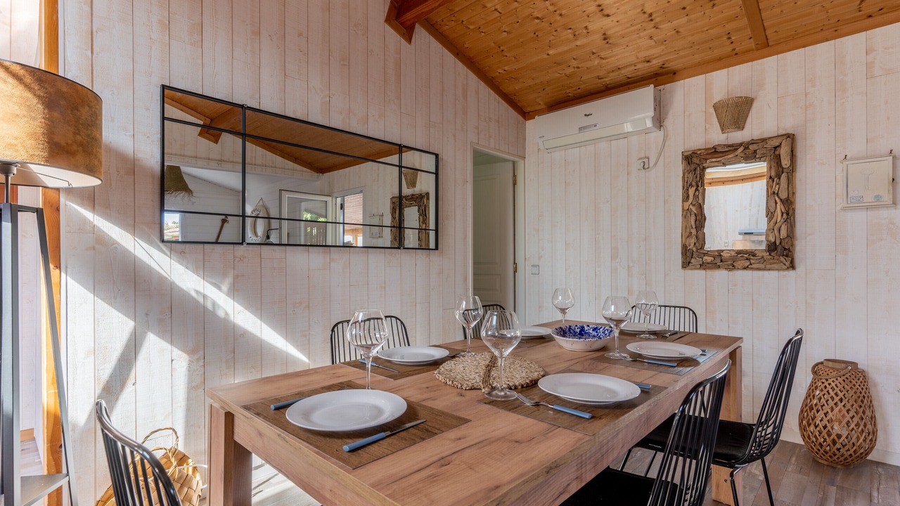 Photo of Others in Lanton