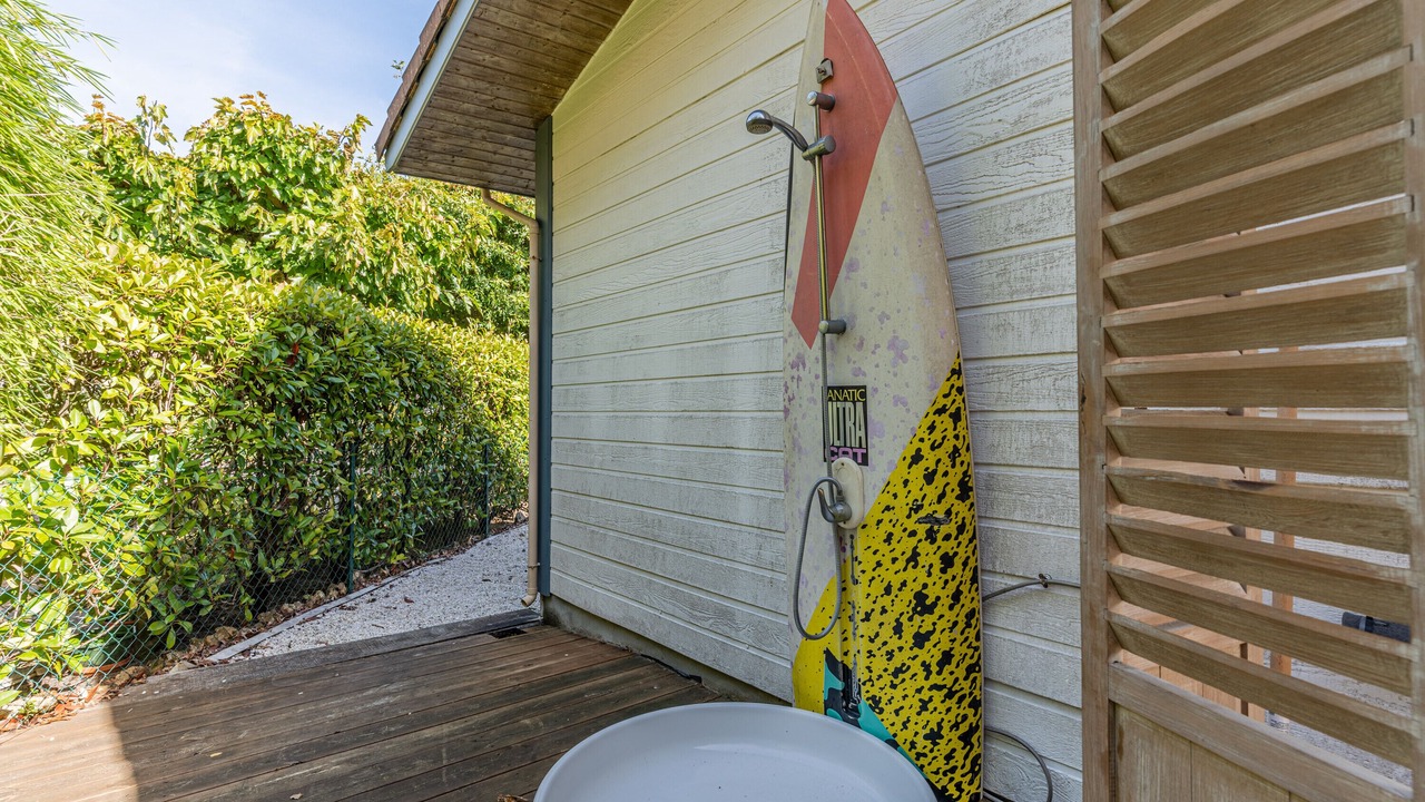 Photo of Outdoor in Lanton