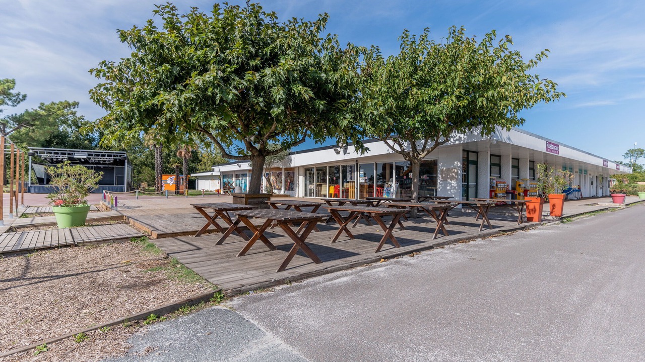 Photo of Outdoor in Lanton