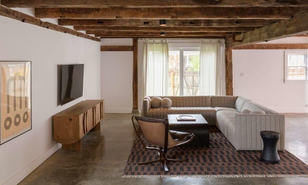 Photo of Livingroom in Germantown