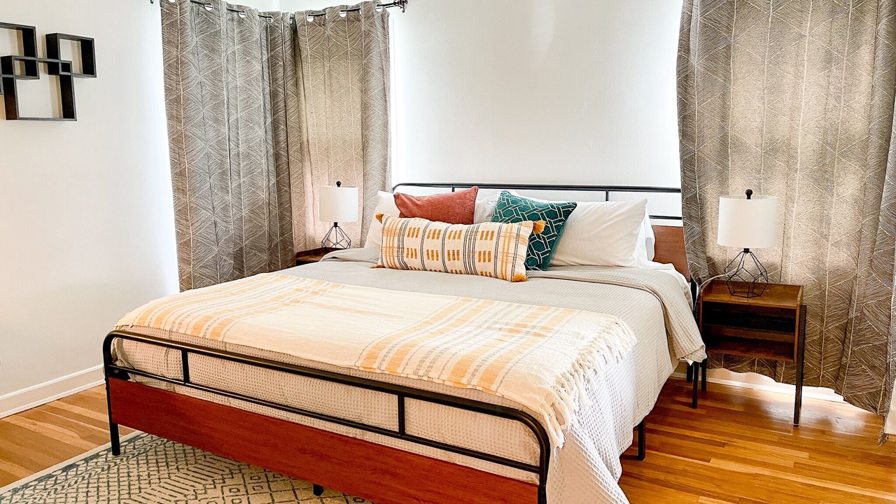 Photo of Bedroom in Midland