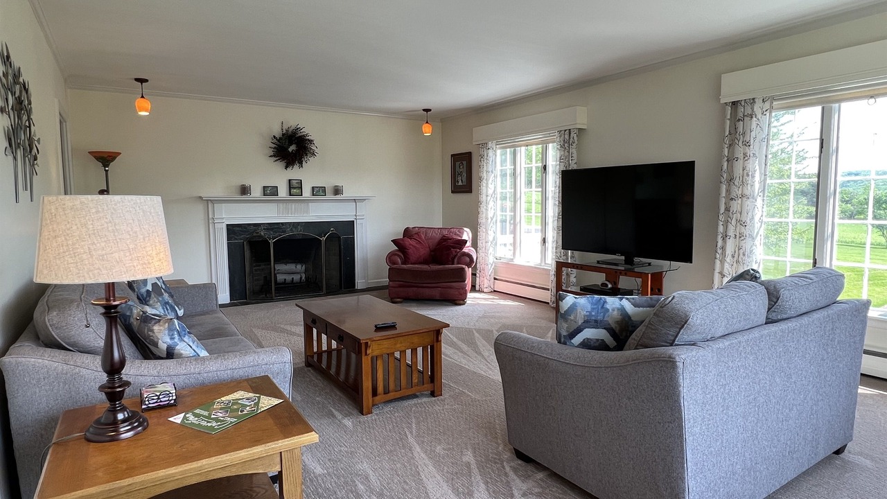 Photo of Livingroom in Oneonta