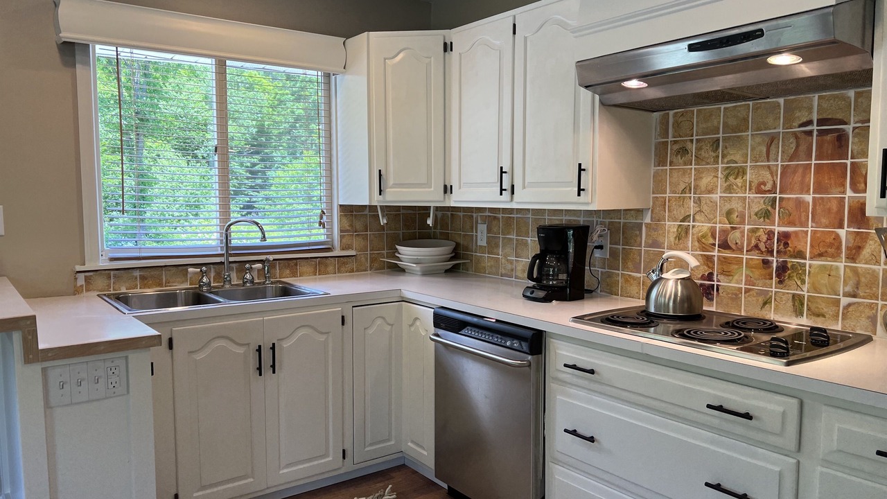 Photo of Others in Meredith