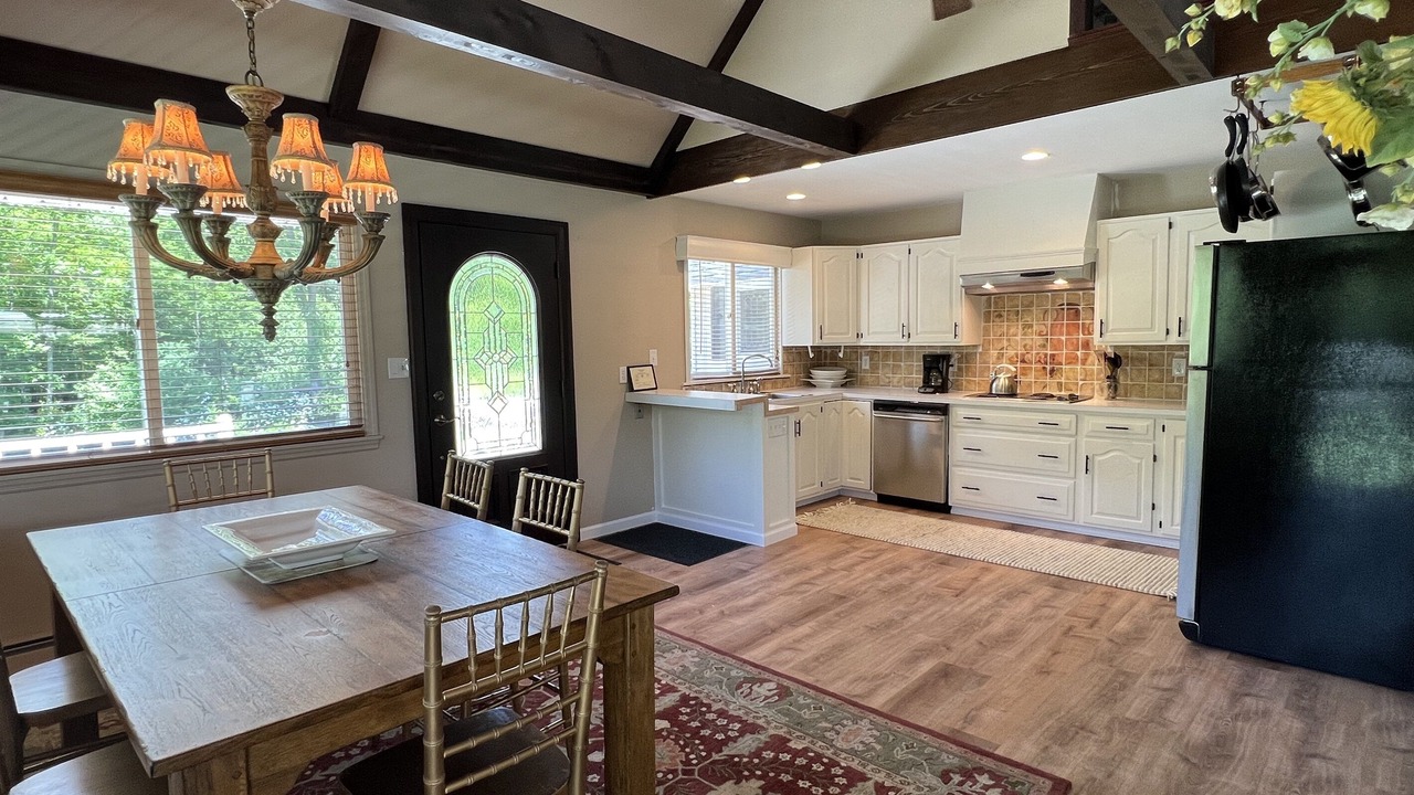 Photo of Others in Meredith