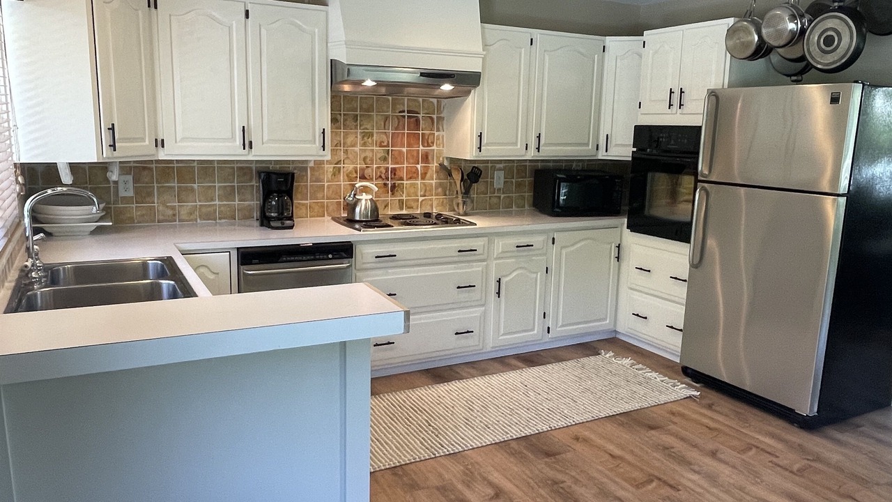 Photo of Others in Meredith