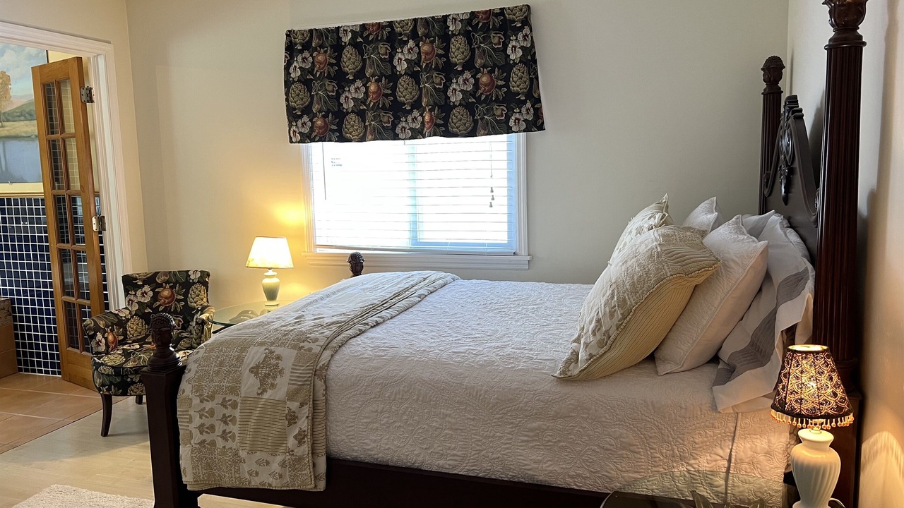 Photo of Others in Meredith