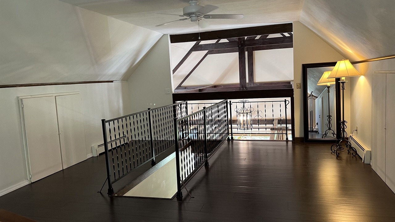 Photo of Others in Meredith