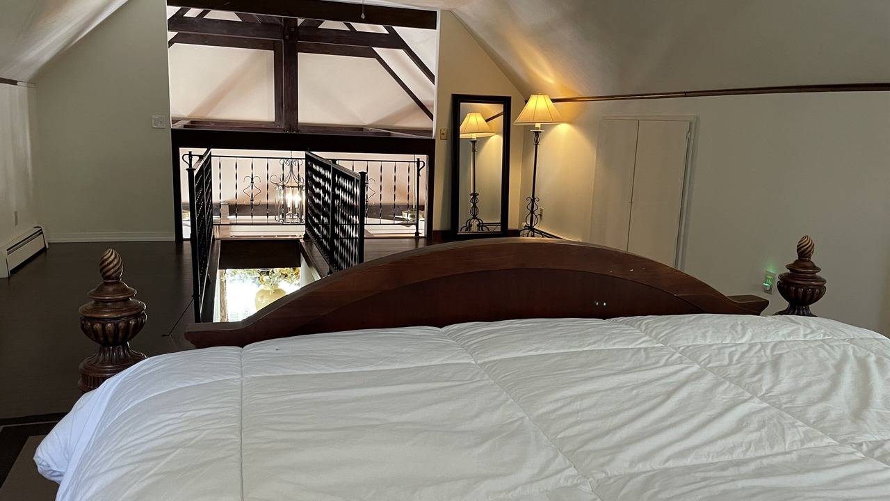 Photo of Others in Meredith