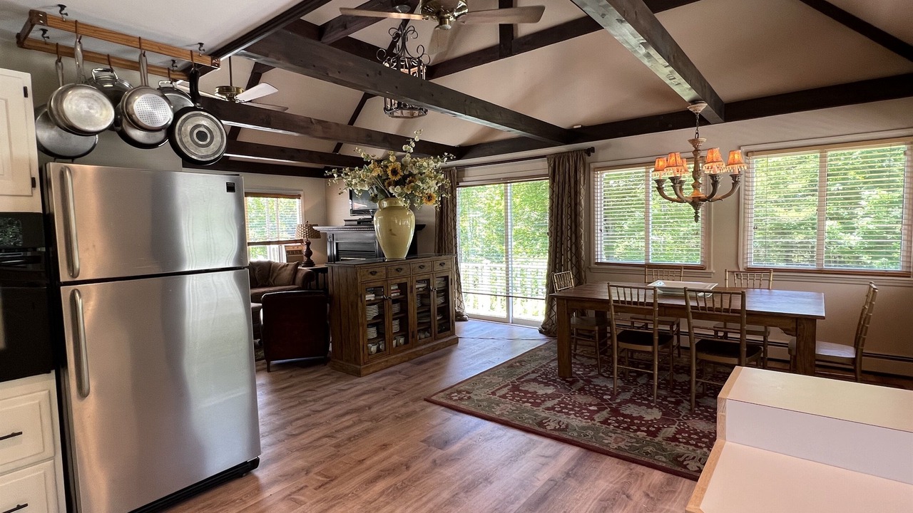 Photo of Others in Meredith