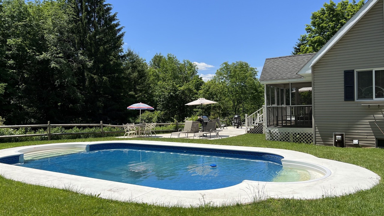 Photo of Outdoor in Meredith