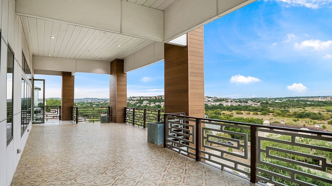 Photo of Patio Balcony in Stone Oak