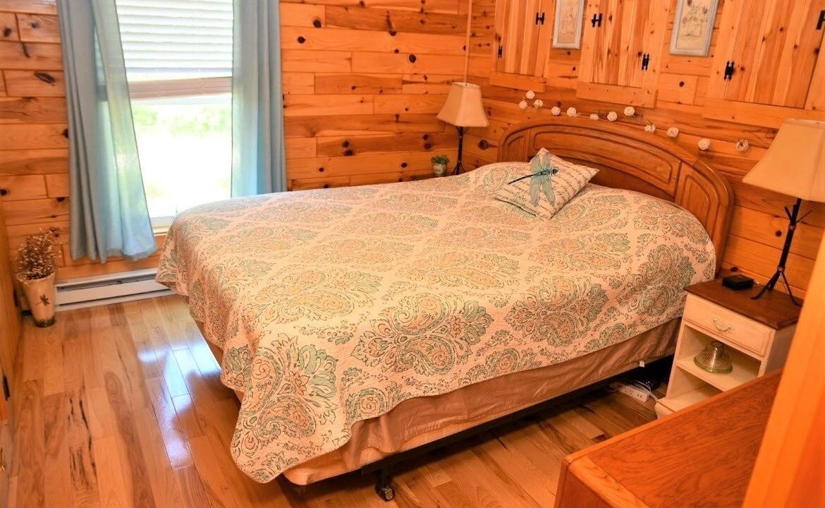 Photo of Bedroom in Sherwood Forest