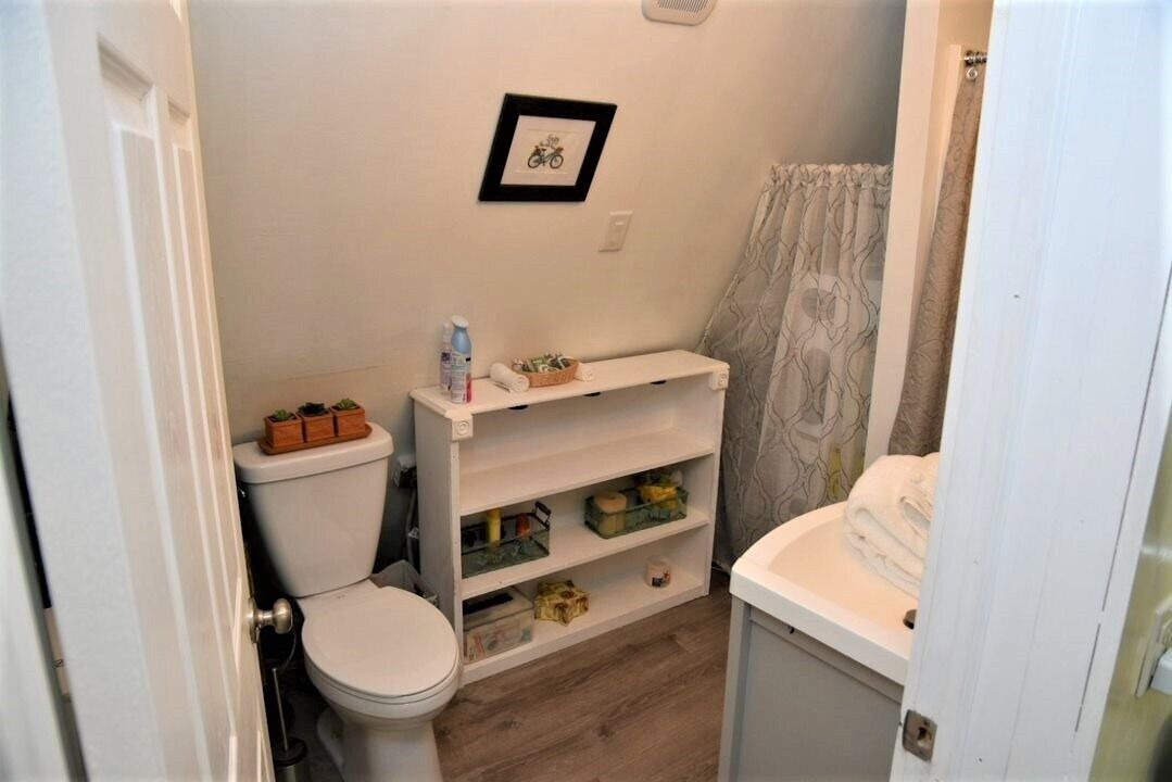 Photo of Bathroom in Sherwood Forest