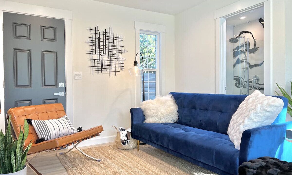 Photo of Livingroom in Northside