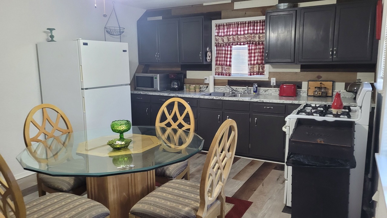Photo of Kitchen in Powderly