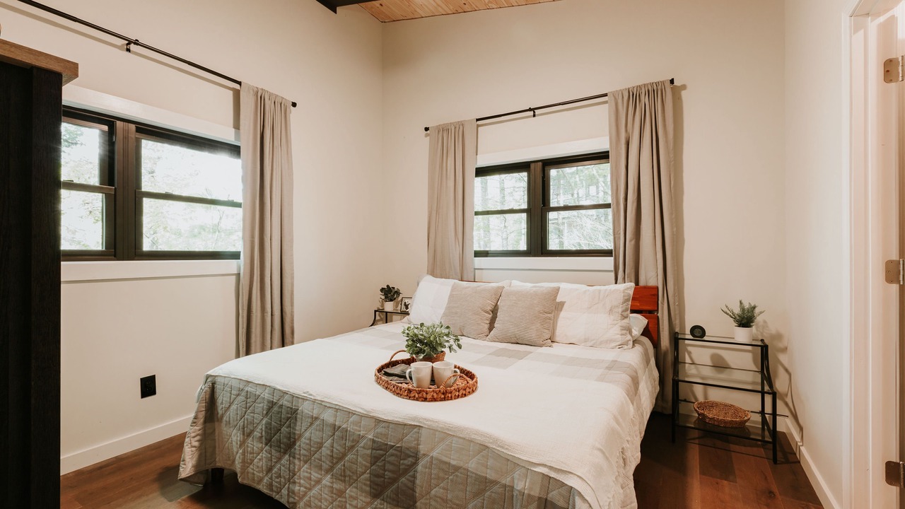 Photo of Bedroom in Townsend