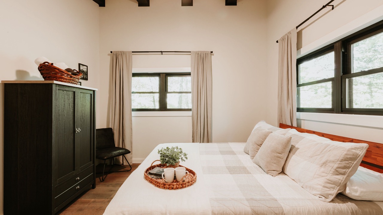 Photo of Bedroom in Townsend