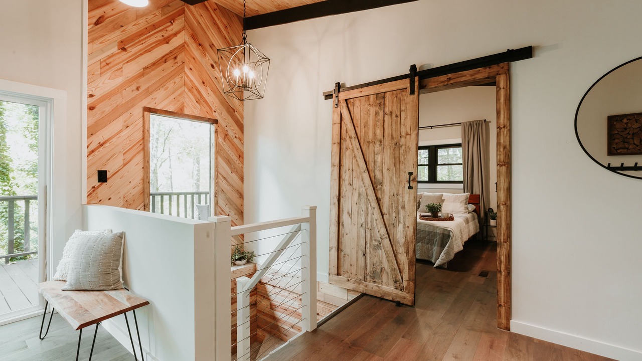 Photo of Bedroom in Townsend