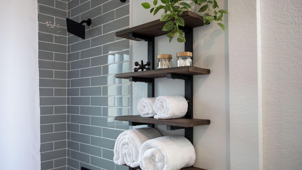 Photo of Bathroom in Lamar Heights Area