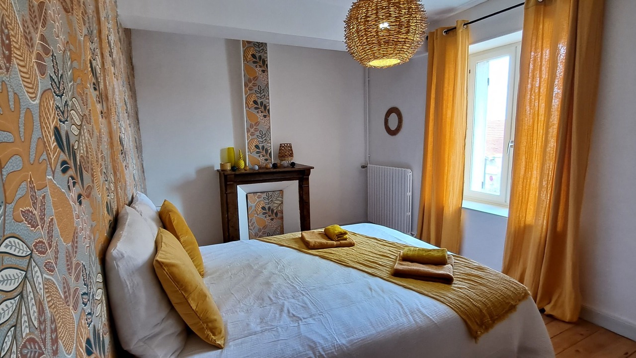 Photo of Bedroom in Cauroy-les-Hermonville