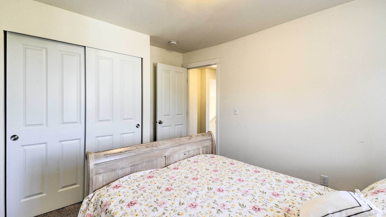 Photo of Bedroom in Poulsbo