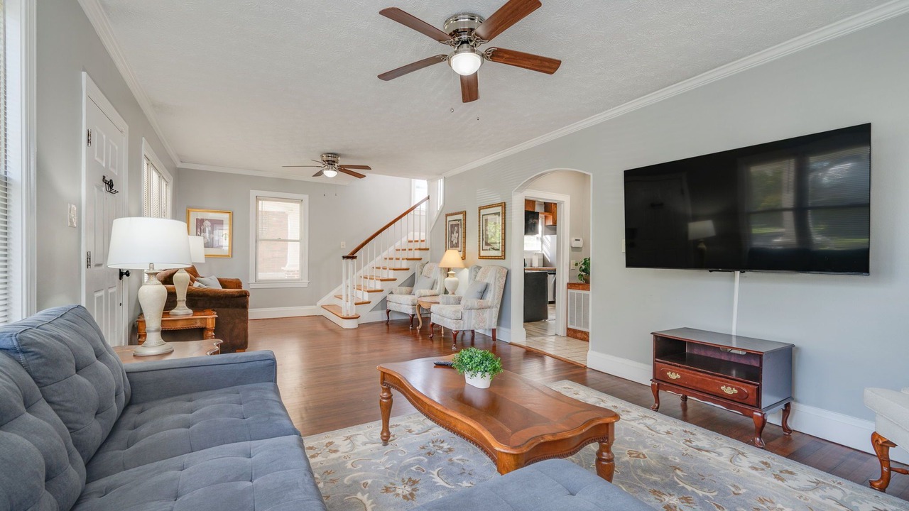 Photo of Livingroom in Hampton