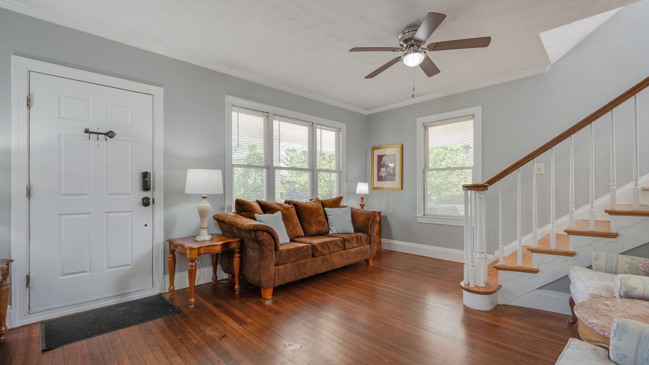 Photo of Livingroom in Hampton