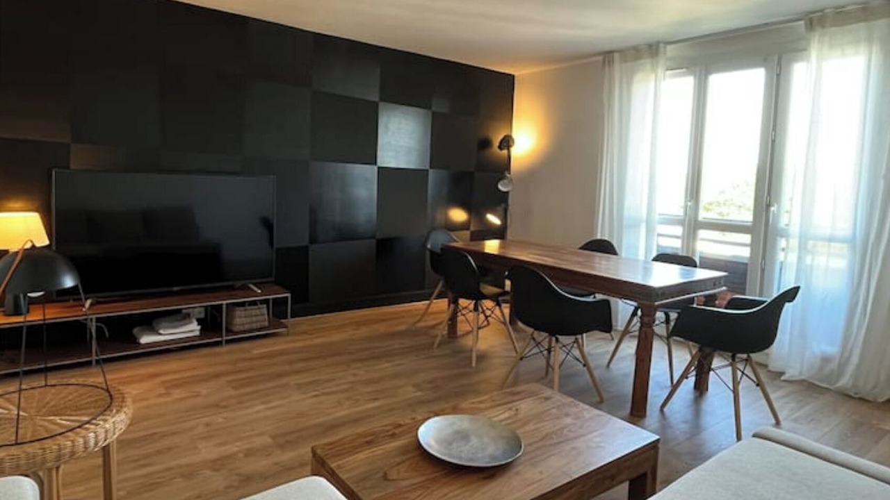 Photo of Livingroom in Etampes