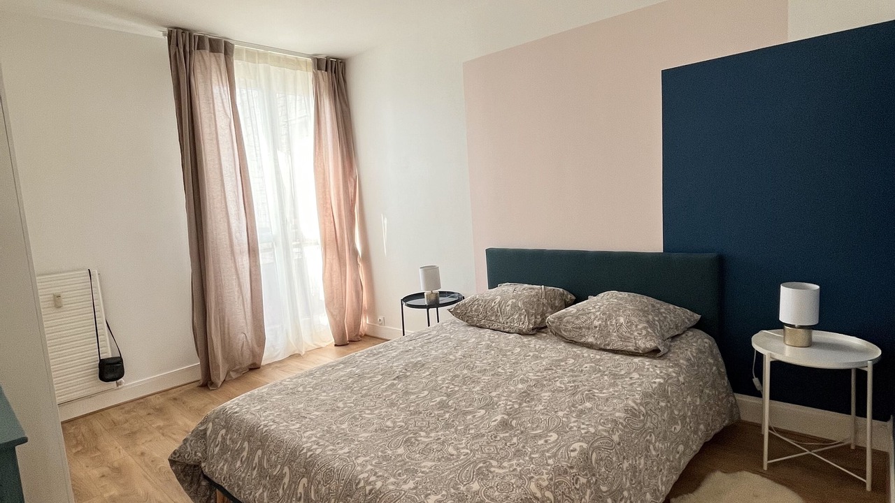 Photo of Bedroom in Etampes